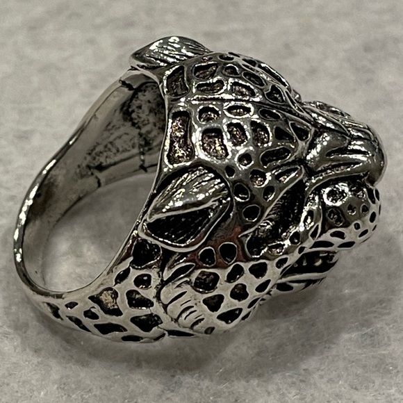 Silver Jaguar Big Cat Ring - Nickel - Size 9 - Picture 4 of 7